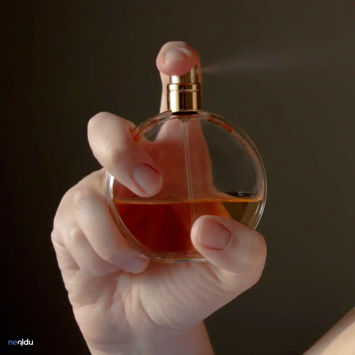 Parfümün İnsan Sağlığına Zararları Nelerdir?