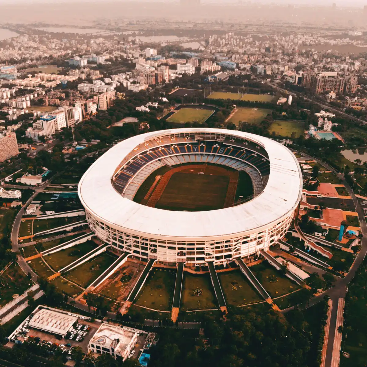Dünyanın En Büyük Stadyumları