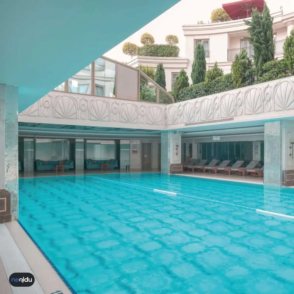 İstanbul'un En İyi Kapalı Yüzme Havuzu
