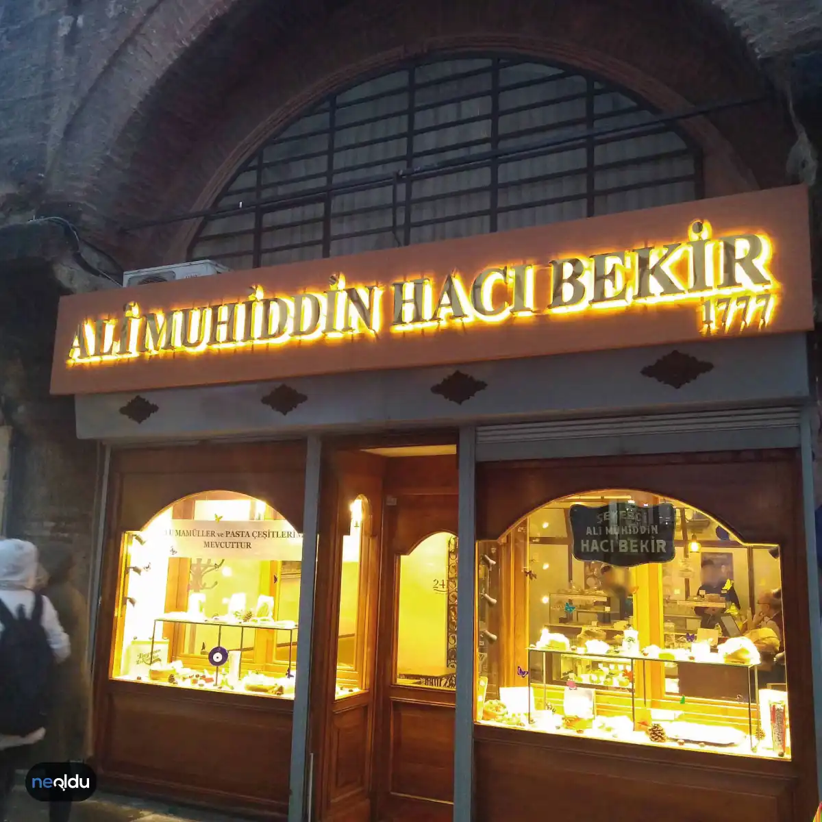İstanbul'un En Eski Mekanları