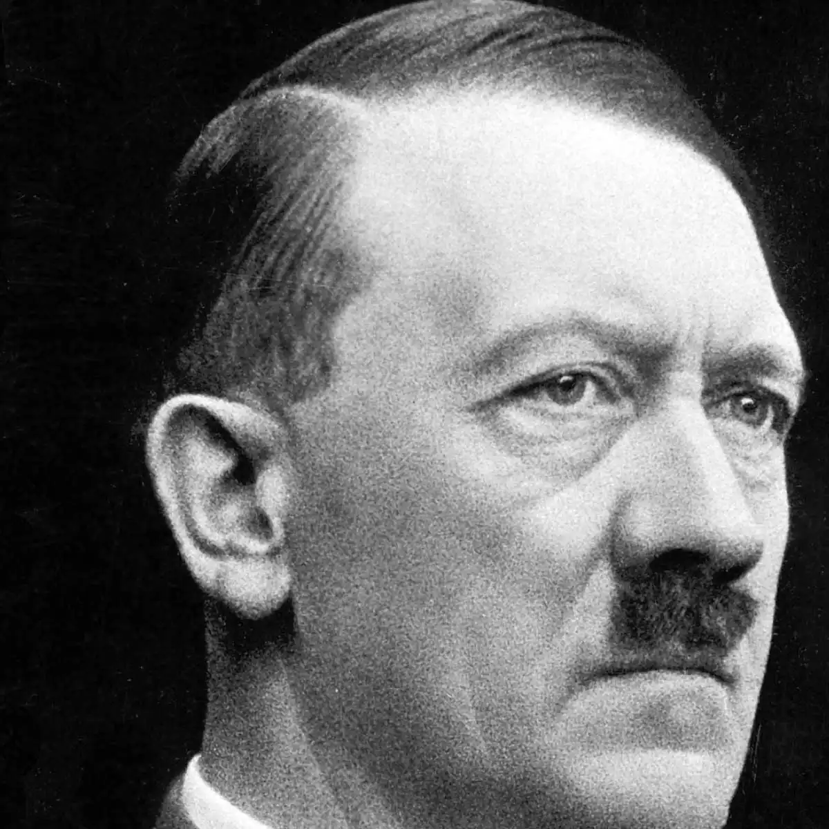 Adolf Hitler Hakkında Bilgi