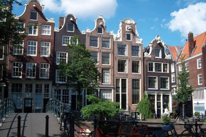 amsterdam,-netherlands.jpg