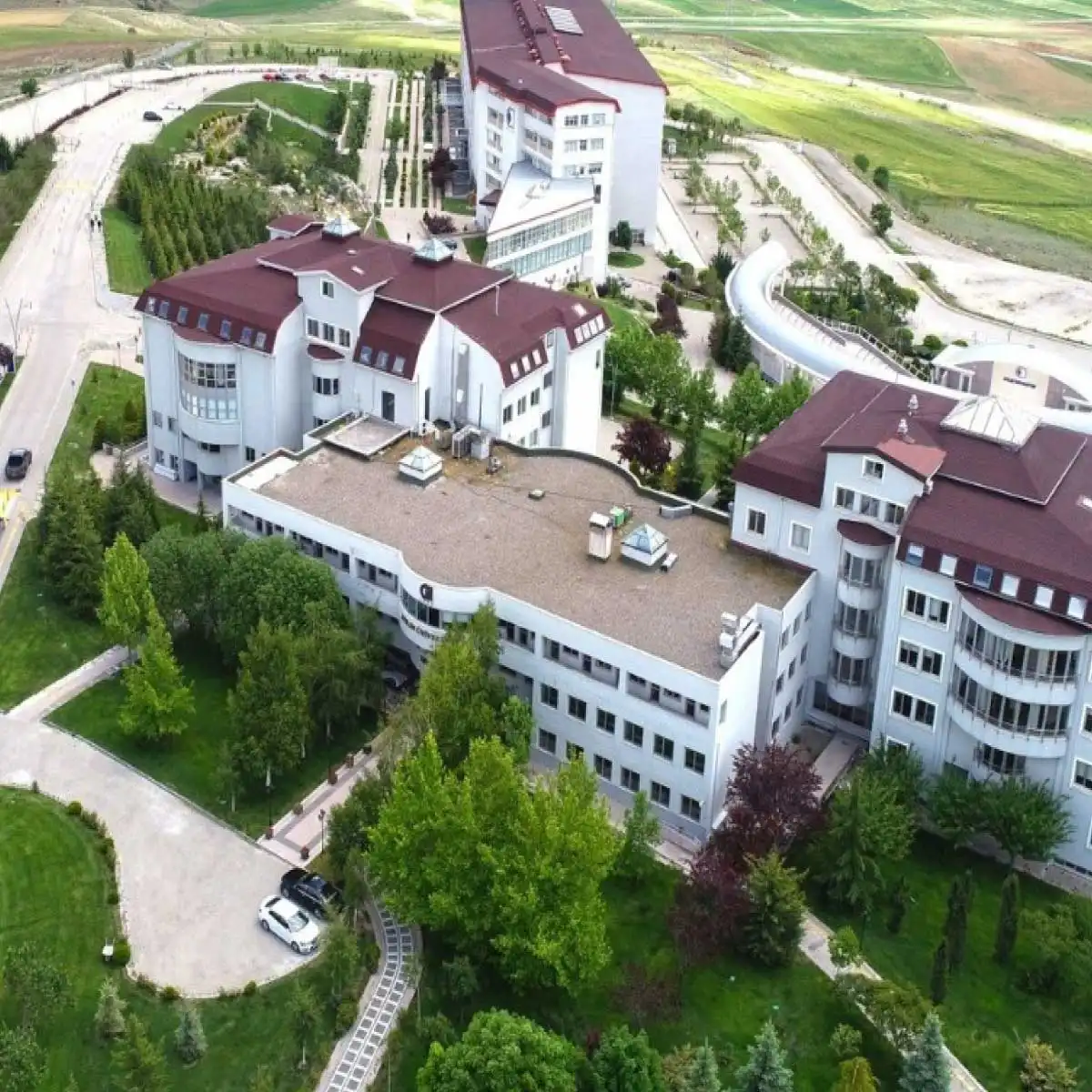 Türkiye'nin En İyi Yazılım Mühendisliği Üniversiteleri Atılım Üniversitesi 
