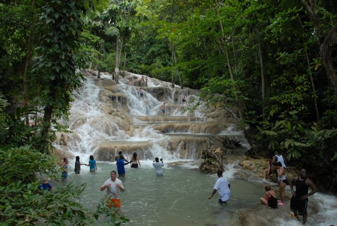 dunn’in-river-falls,-jamaika.jpg