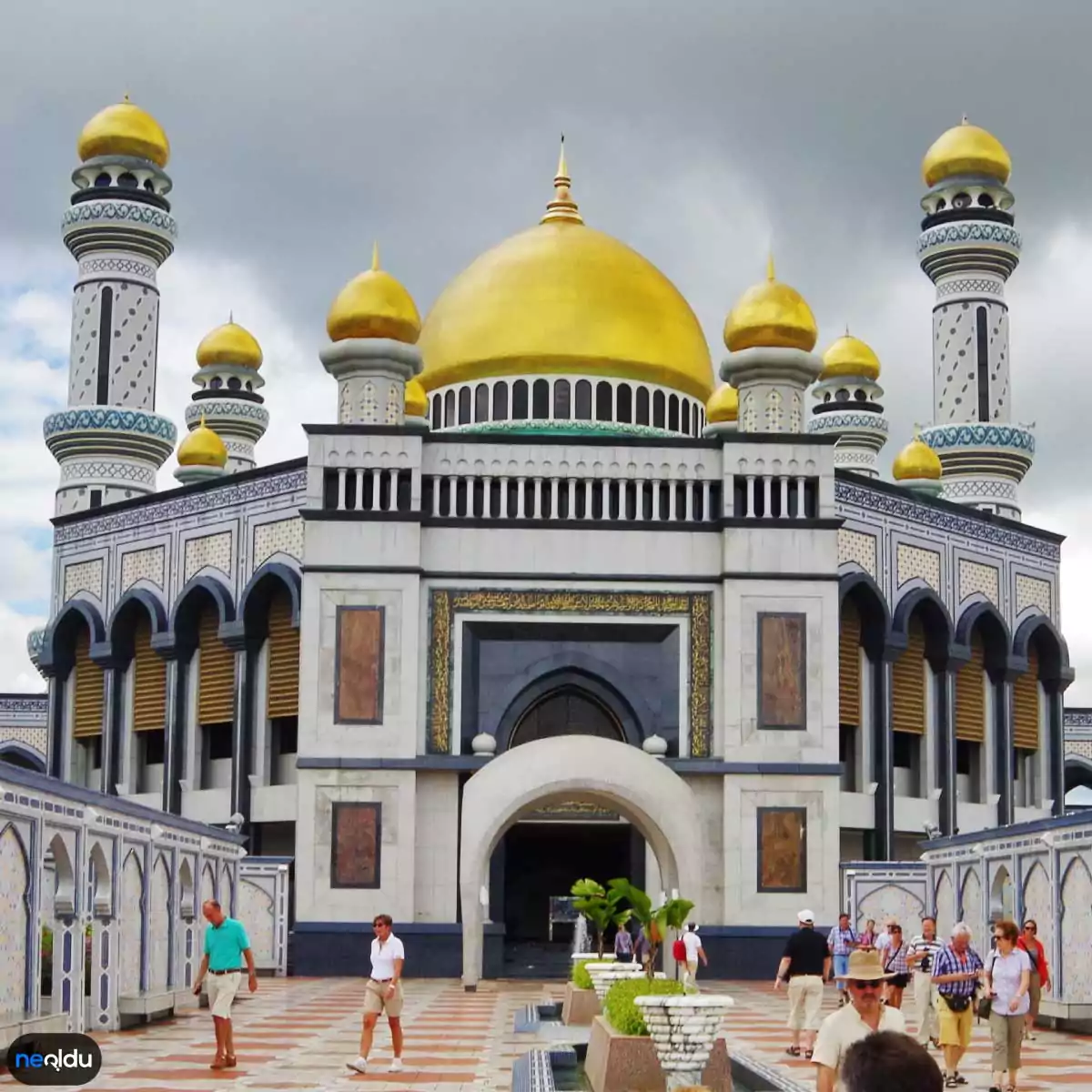 Dünyanın En Büyük Camileri