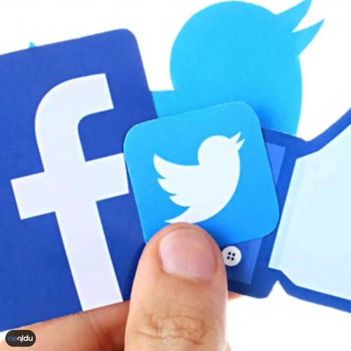 Facebook ve Twitter Arasındaki Farklar