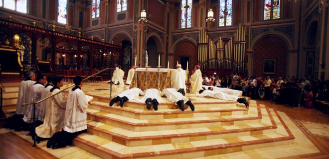 sacramento-blessed-katedrali.jpg