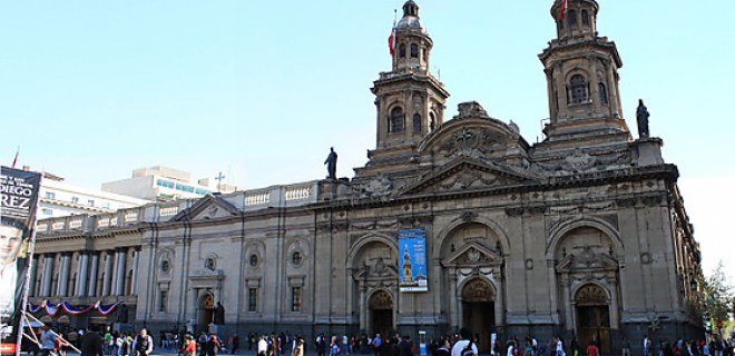 santiago-metropolitan-katedrali.jpg