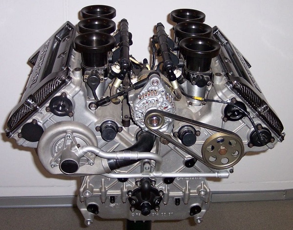 V6 Motoru